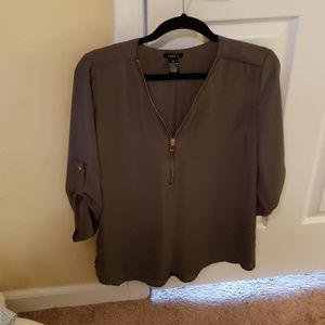 Rue 21 zip up shirt